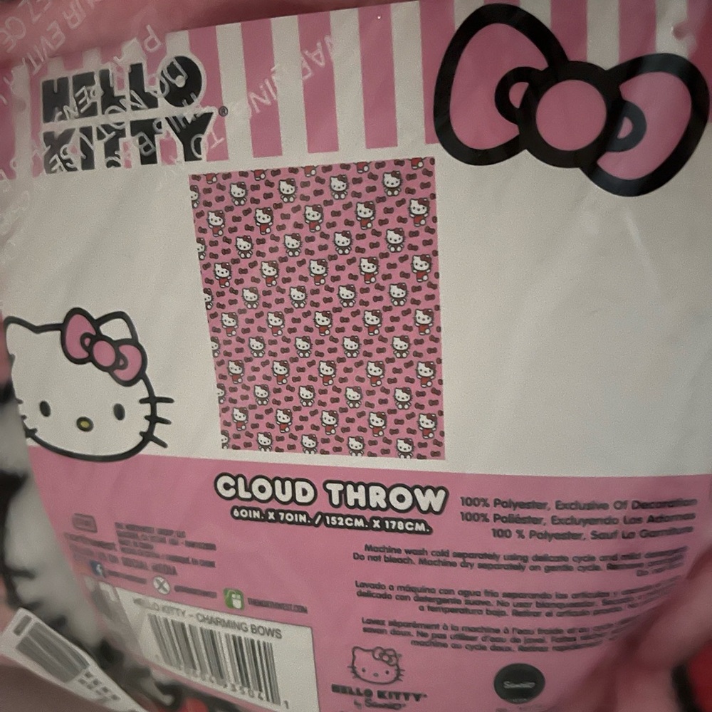 Hello Kitty Pink and White Cloud Throw